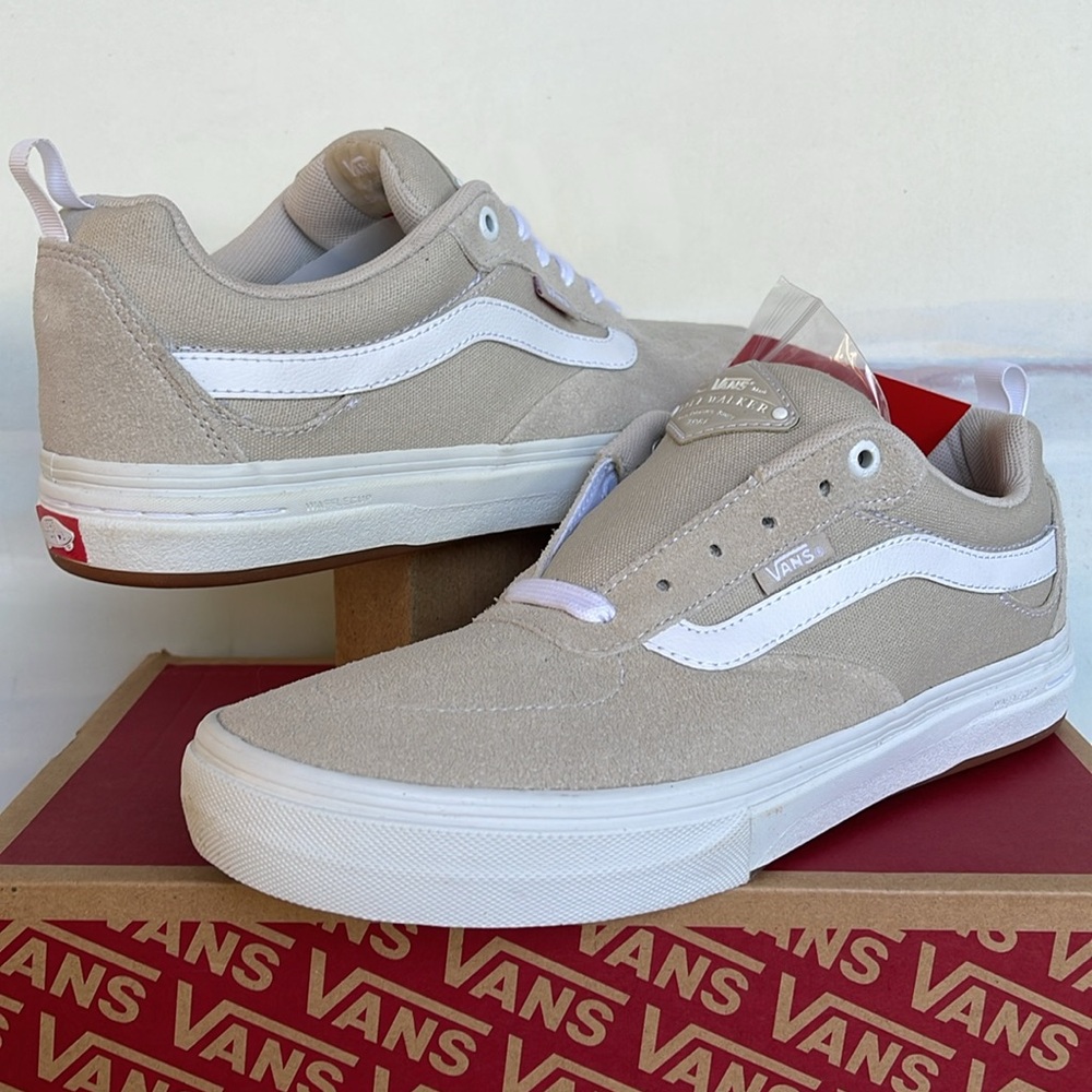 Vans WMNS Kyle Walker Pro
Antique/Rose
VN0A4UWS2LY
Sneakers